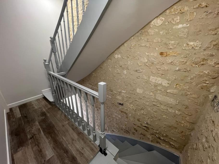 Appartement Centre Ville * Terrasse * Clim * Wifi * Haut De Gamme * Ангулем Екстер'єр фото